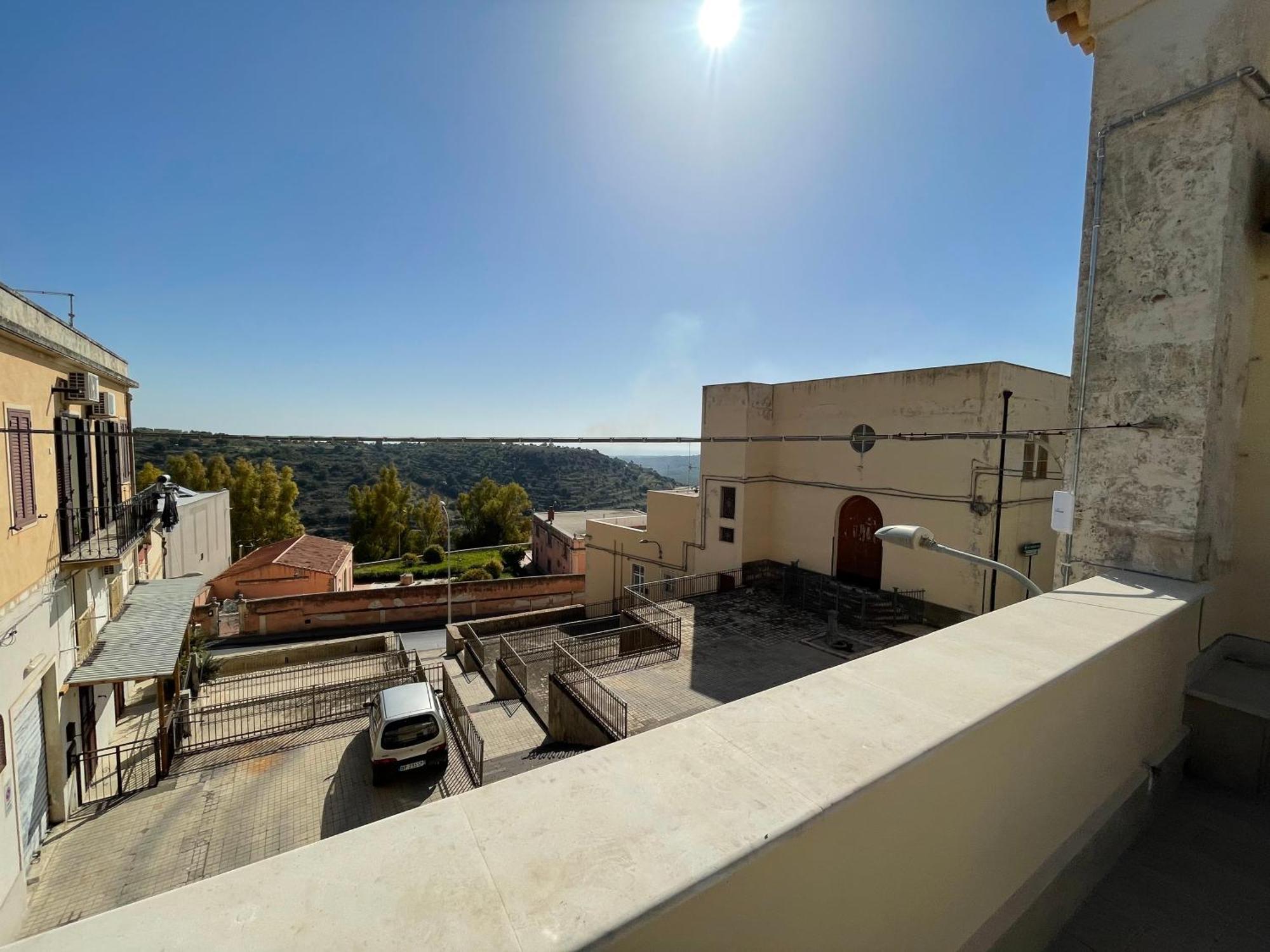 Casa Crispi Hotel Noto Exterior photo