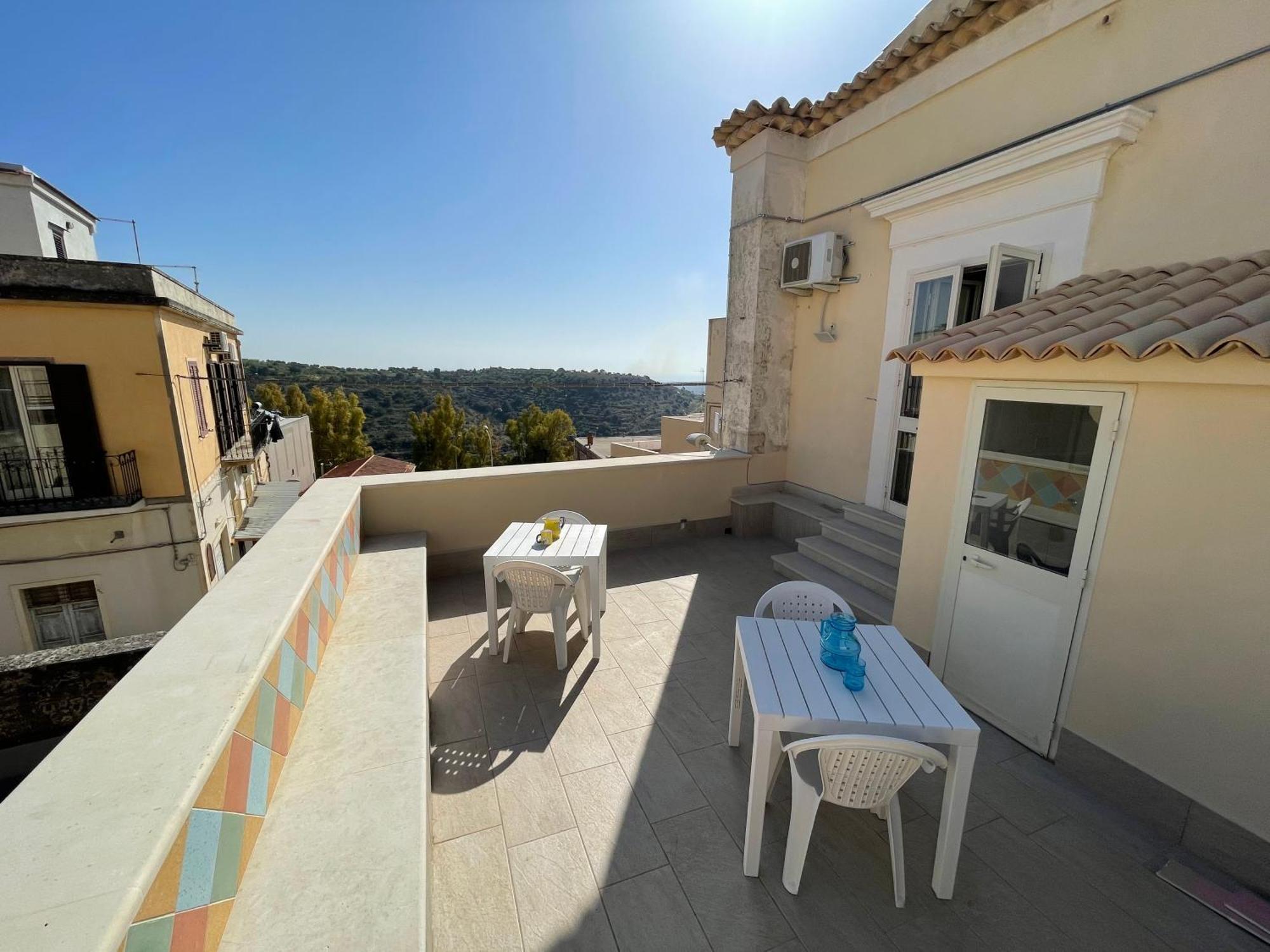 Casa Crispi Hotel Noto Exterior photo